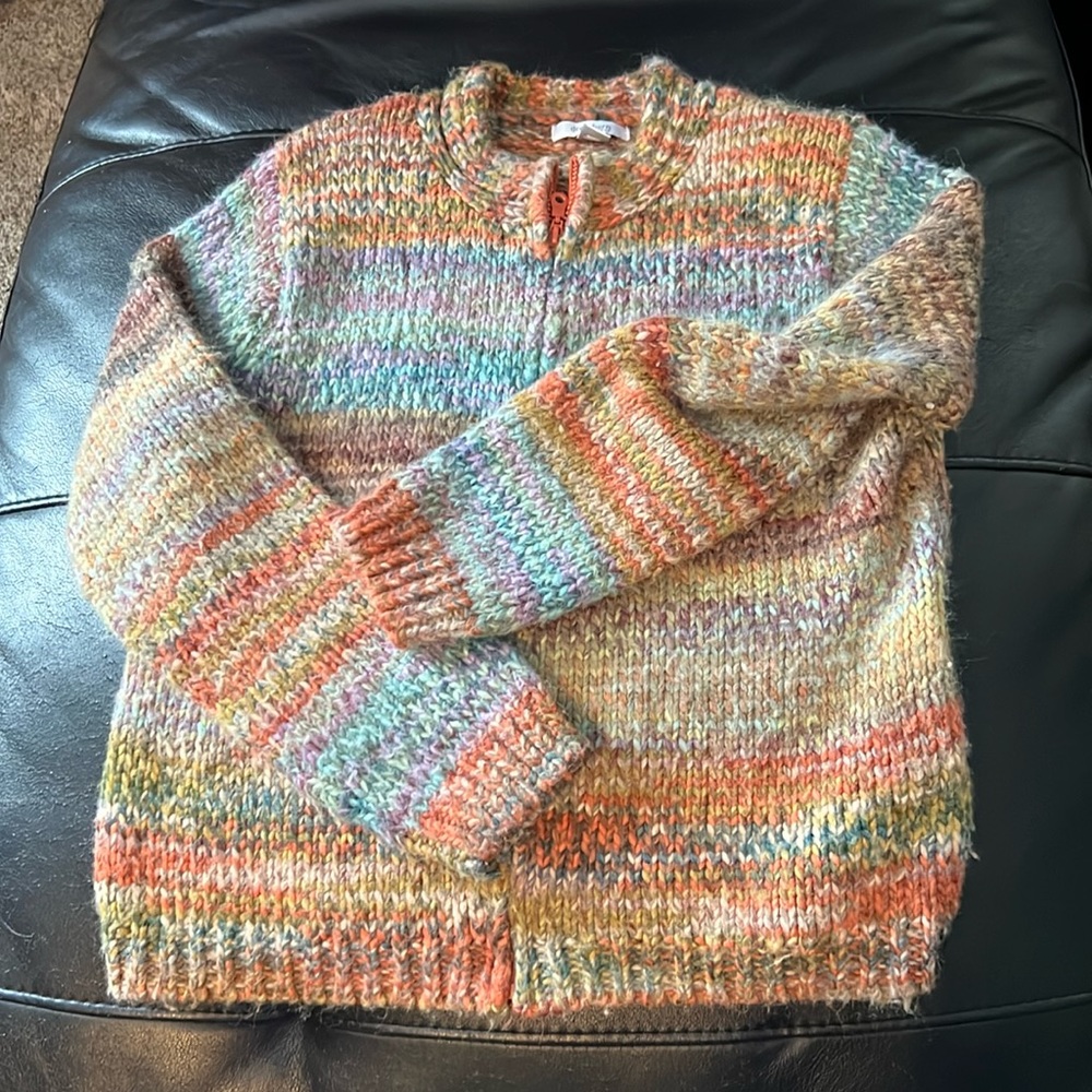 Women’s petite medium dress barn full zip sweater